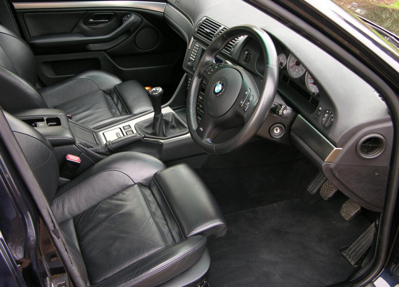 BMW m5 e39 Interior